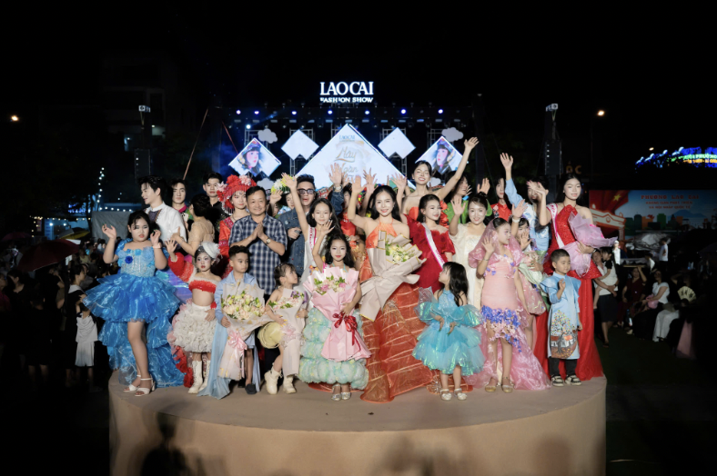 lao-cai-fashion-show-1781137273.png