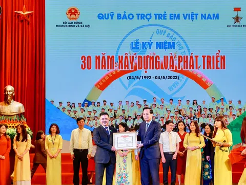 Hành Trình Kết Nối Yêu Thương Việt Nam