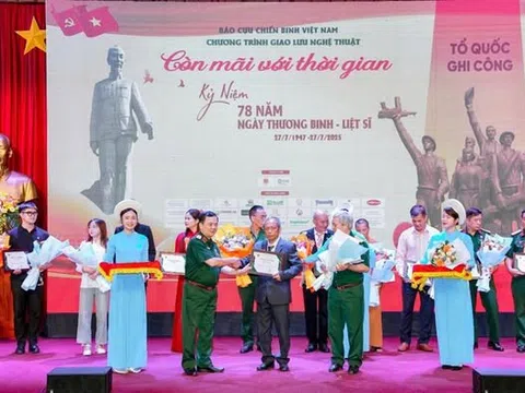 Tấm gương sáng trong công tác từ thiện, an sinh xã hội