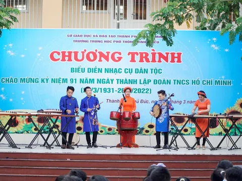 Trường đại học đưa bộ môn Nhạc cụ dân tộc đến các trường THPT